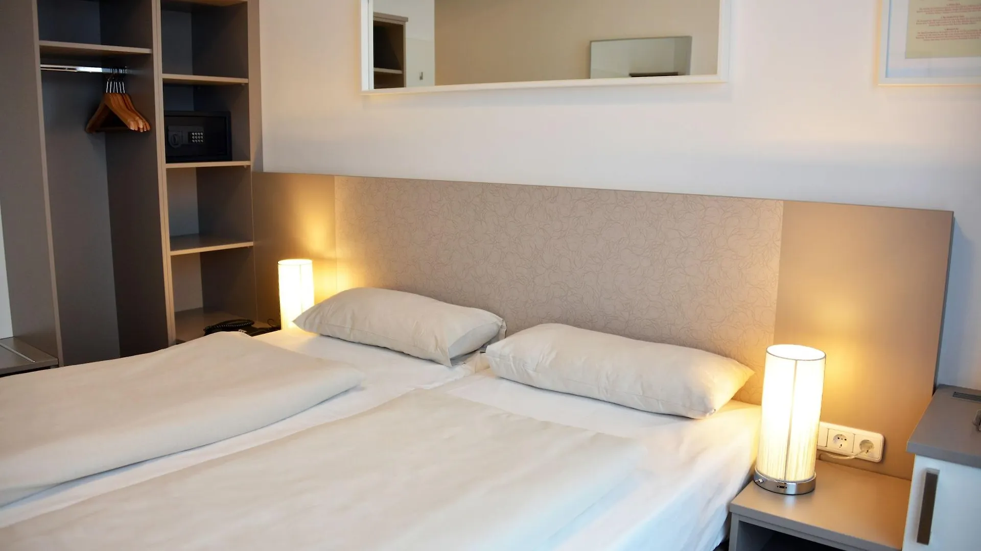 Arthotel Munich 3*,  Germany